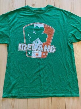 Ireland Irish Flag Shamrock Clover St. Patrick's Day Souvenir Tourist T-Shirt L